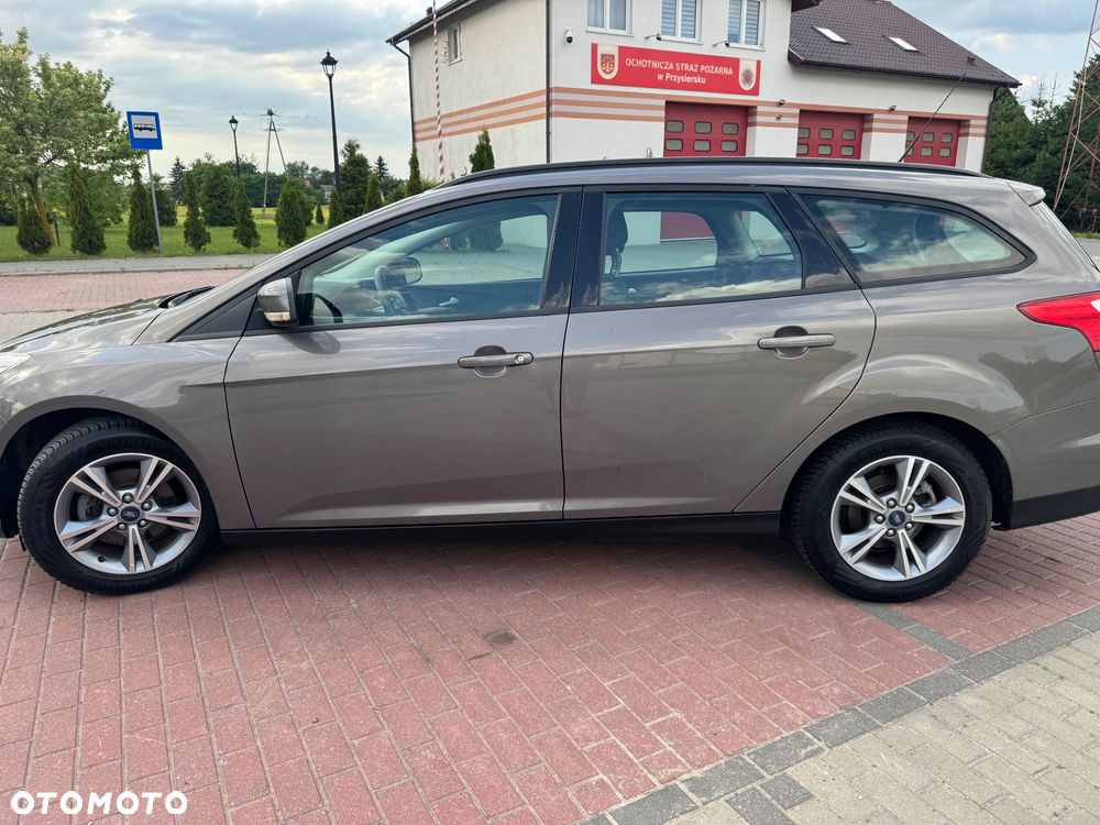 Ford Focus 1.0 EcoBoost 99g Trend - 13