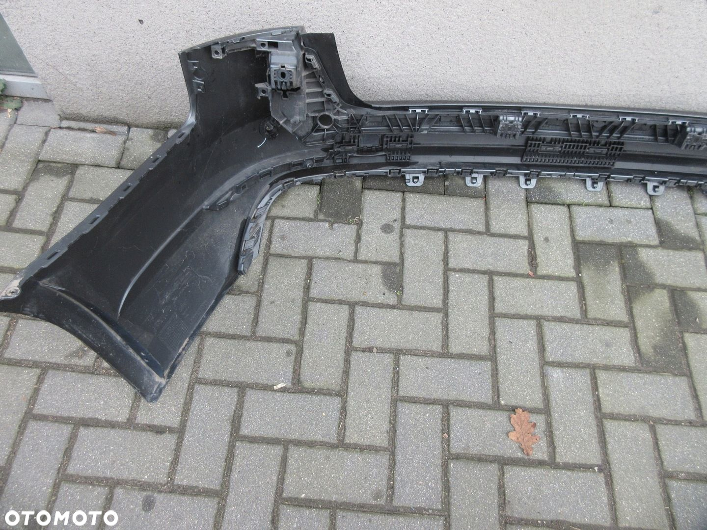 AUDI A4 B9 zderzak tył avant 8W9807511A - 3