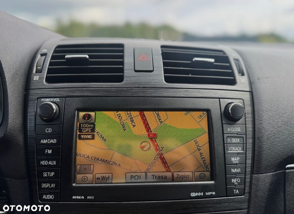 Toyota Avensis 2.0 Sol plus EU5 MS - 28