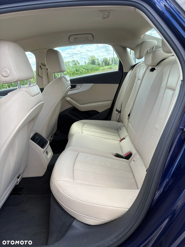 Audi A4 Limousine 30 TDI S tronic - 6