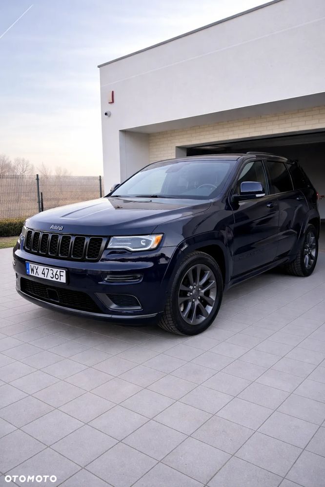 Jeep Grand Cherokee - 1