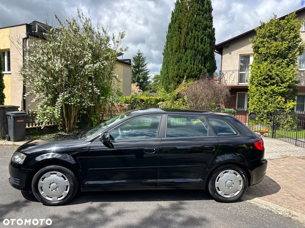 Audi A3 Sportback - 8