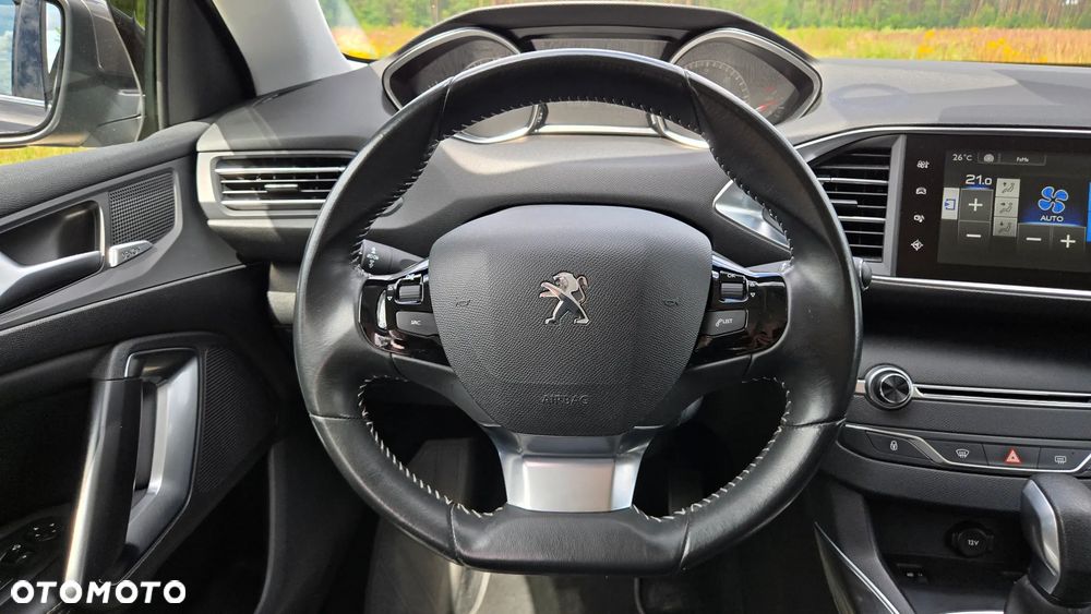 Peugeot 308 BlueHDi 150 Automatik Stop & Start Allure - 21