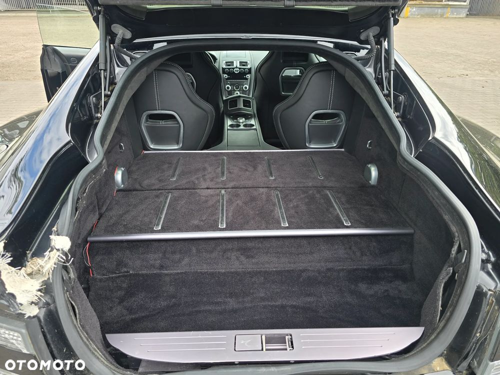 Aston Martin Rapide Luxe Touchtronic II - 16