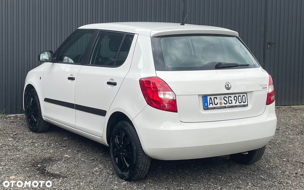 Skoda Fabia 1.2 HTP COOL EDITION - 3