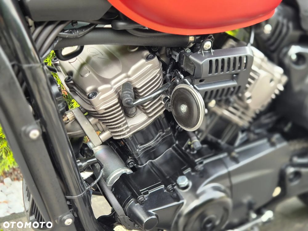 Hyosung GV - 18