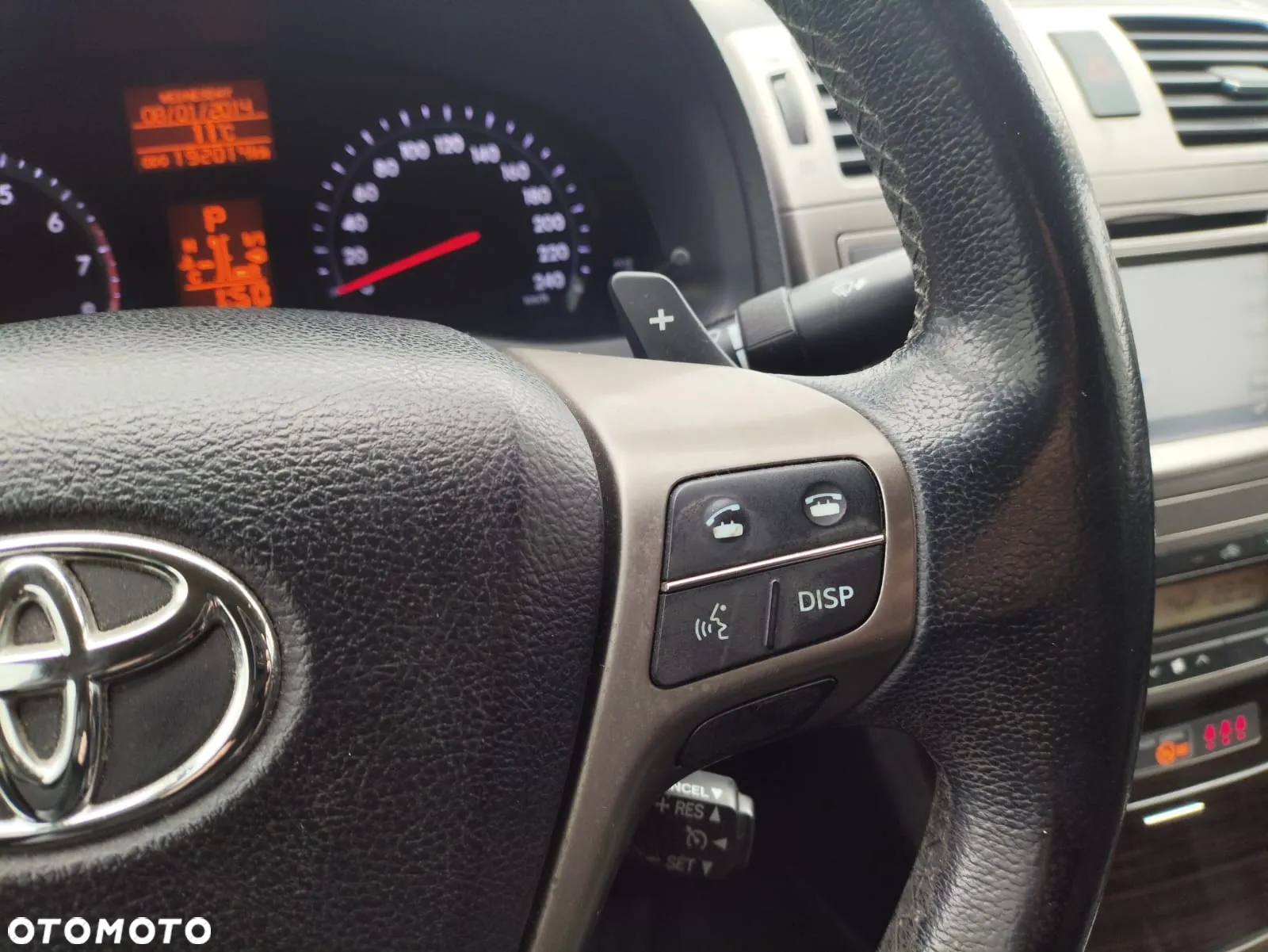 Toyota Avensis 1.8 Premium MS - 14