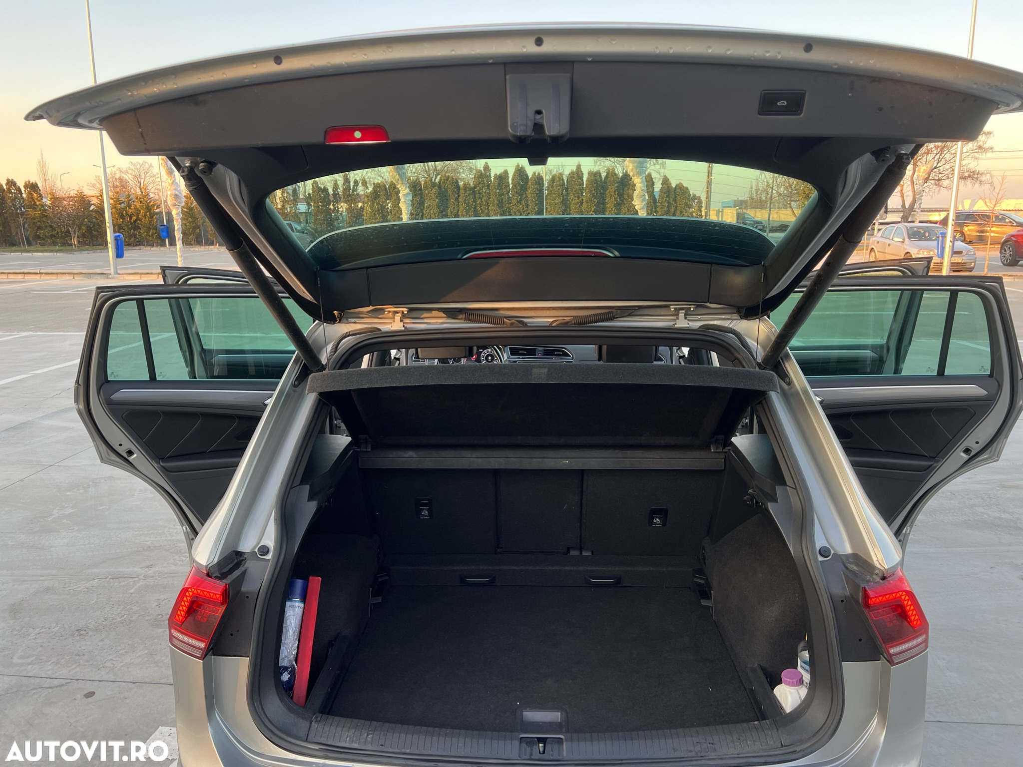 Volkswagen Tiguan - 30