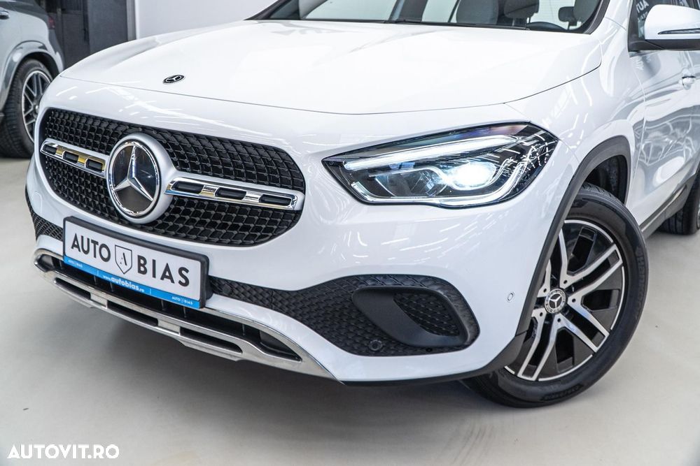 Mercedes-Benz GLA 200 d 4MATIC 8G-DCT Progressive - 11
