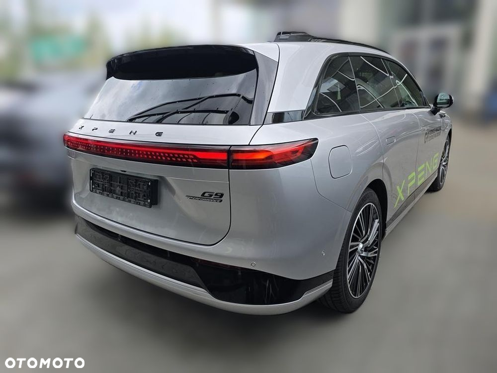 XPeng G9 - 4