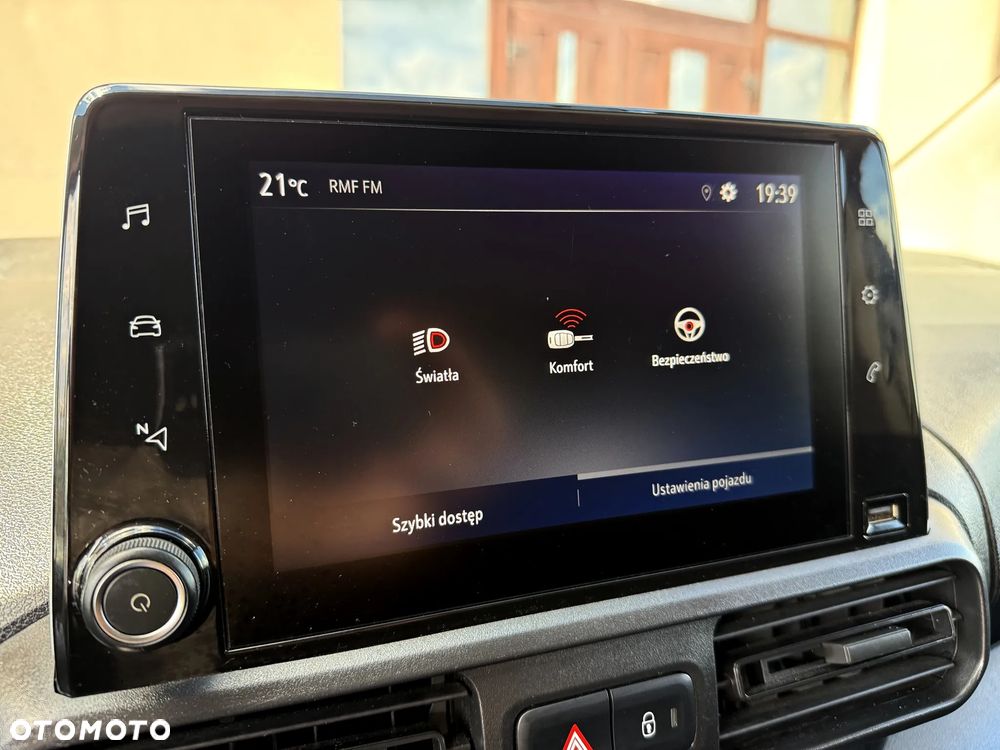 Opel COMBO LONG XL 3 OSOBY *NOWY SILNIK* ŁADOWNOŚC 852 KG HAK 1000KG SERWISOWANY F VAT 23% BOCZNE DZWI TEMPOMAT - 25