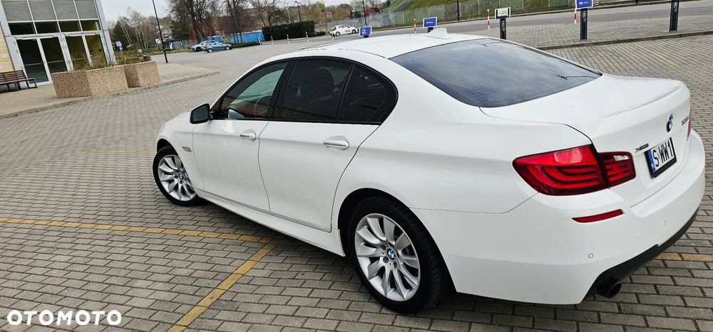 BMW Seria 5 535i xDrive - 18