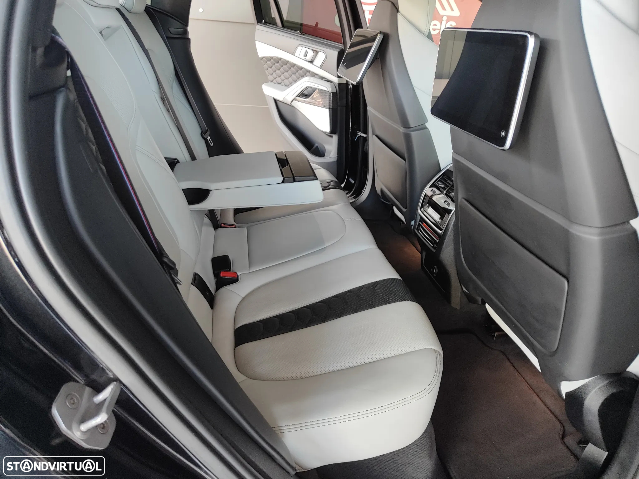 BMW X6 M Competition - 15