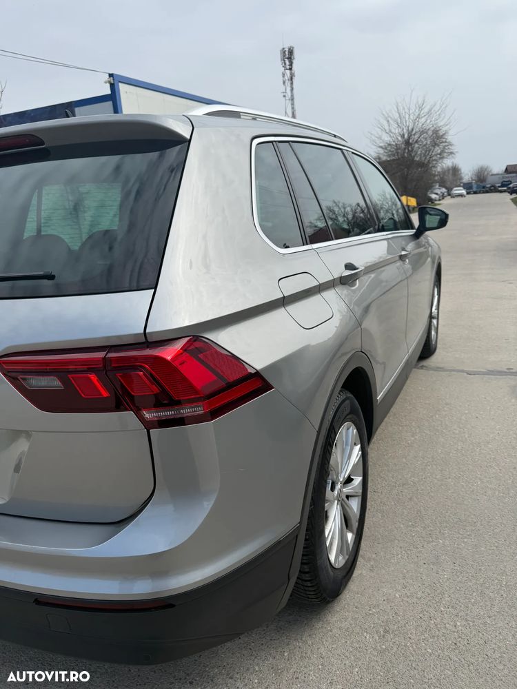 Volkswagen Tiguan - 17