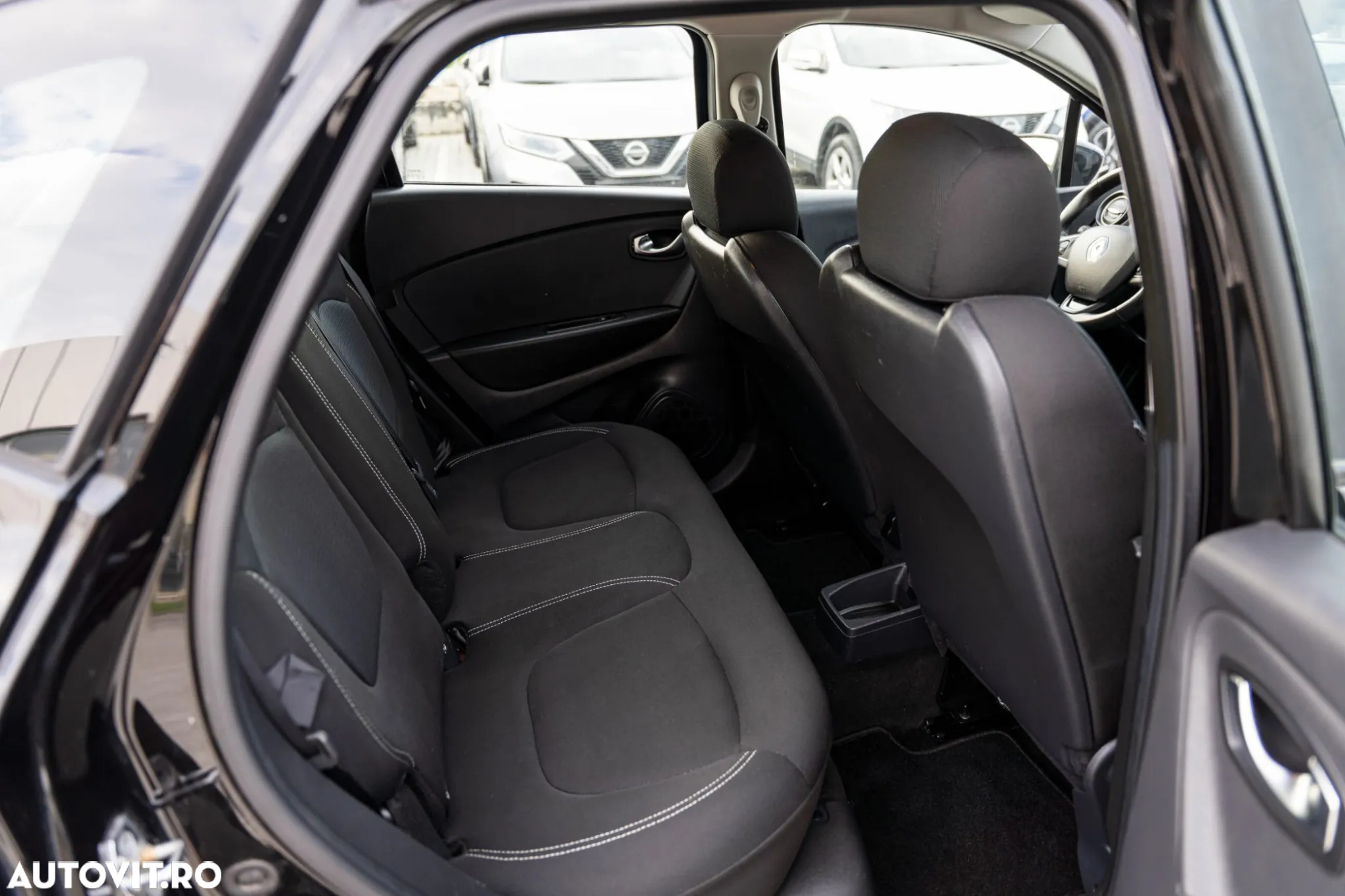 Renault Captur dCi EDC Zen - 8