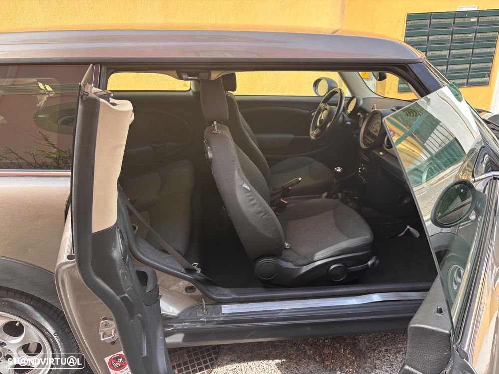 MINI Clubman One D - 5
