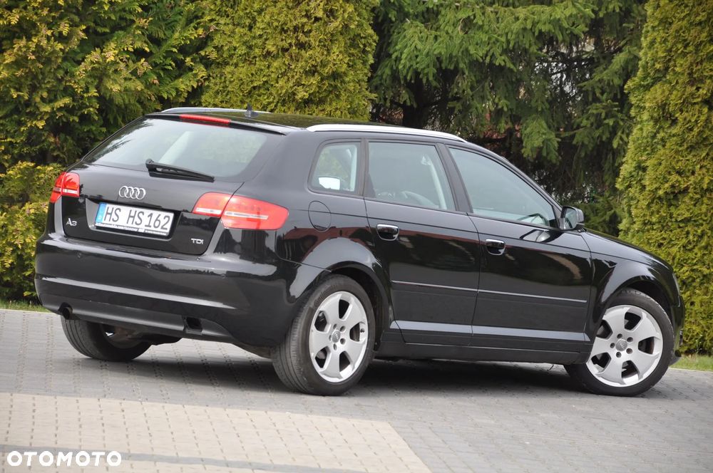 Audi A3 Sportback - 16