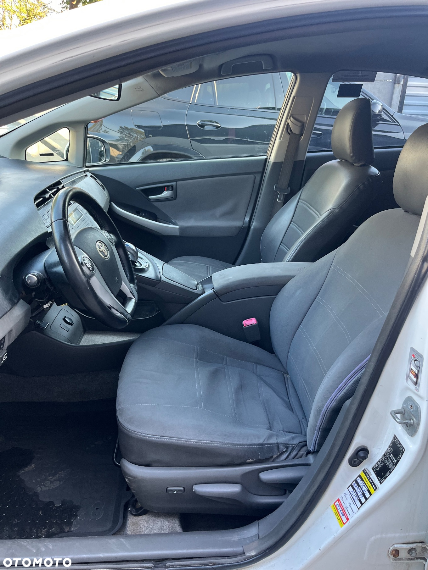 Toyota Prius 1.8 HSD Active - 14
