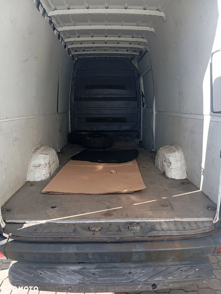 Volkswagen CRAFTER - 8