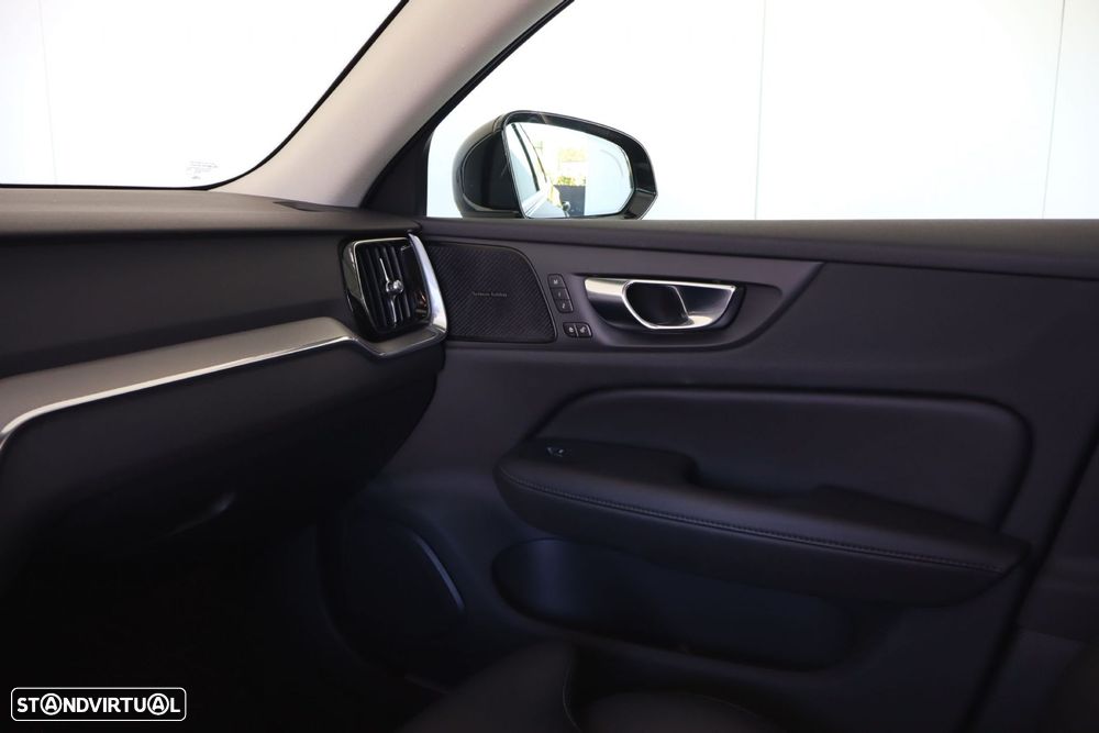 Volvo V60 2.0 T6 AWD TE Plus Bright - 37