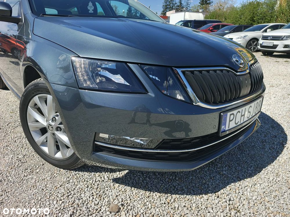 Skoda Octavia 2.0 TDI DSG Style - 4