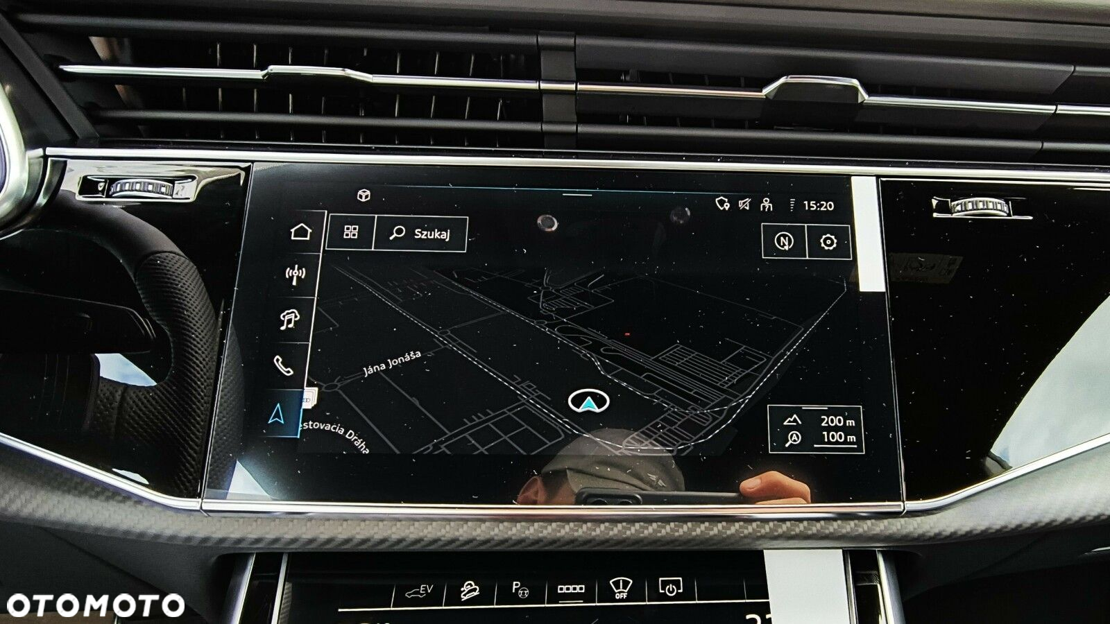 Audi Q8 - 33
