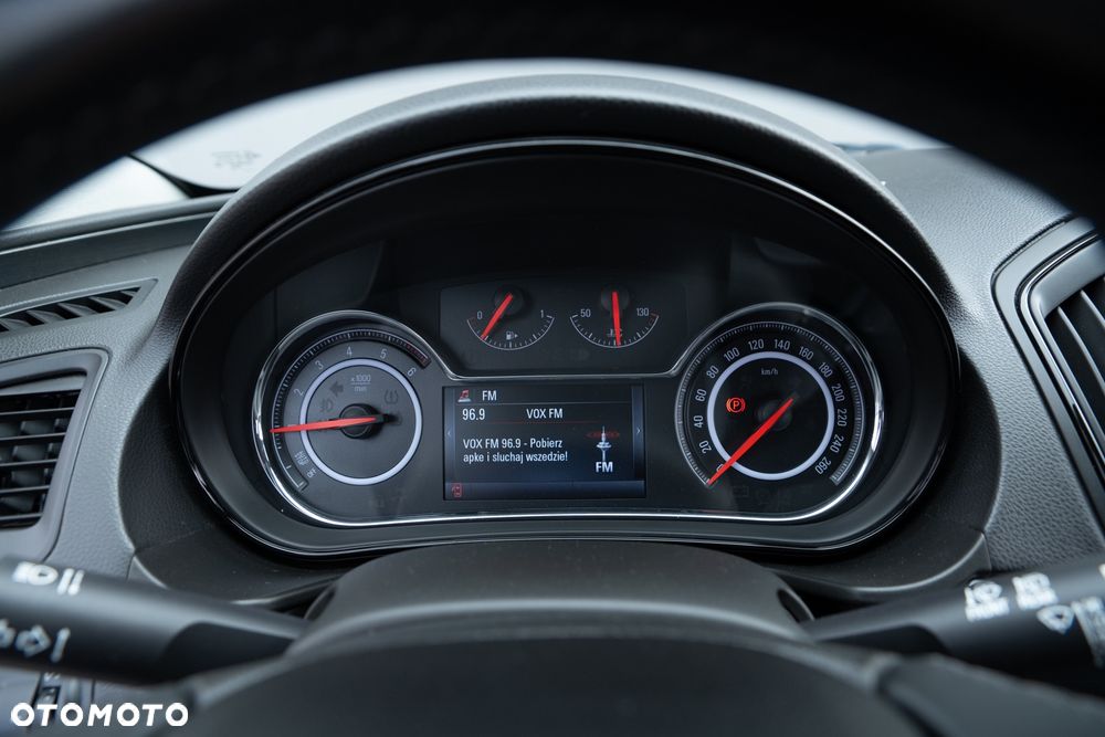 Opel Insignia 2.0 Bi Turbo CDTI Tour ecoFLEXSt/St - 29