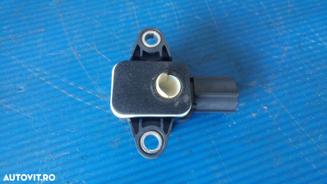 senzor impact audi a3 8p 2003-2012 8p0955557 - 2