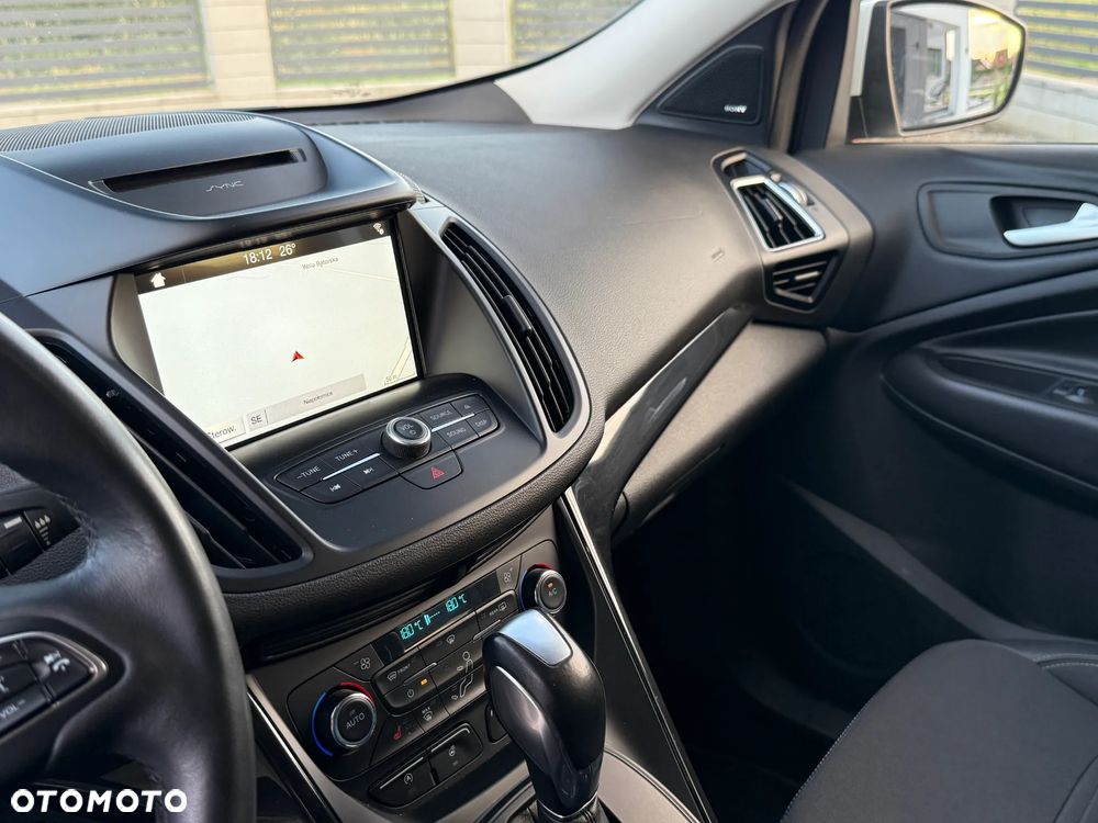 Ford Kuga 2.0 TDCi AWD Titanium - 22