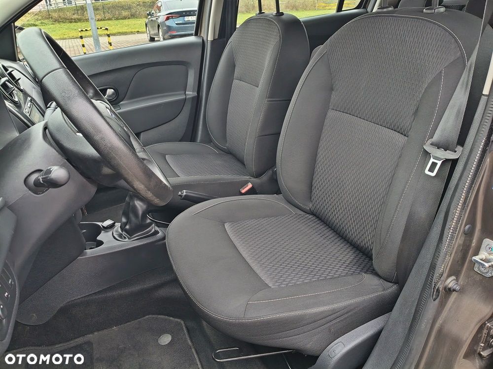 Dacia Logan TCe 90 S&S Laureate - 7