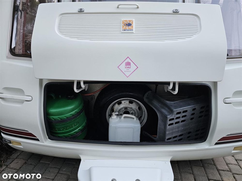 Inny Bardzo zadbana, czysta, dmc 1040 kg - 17