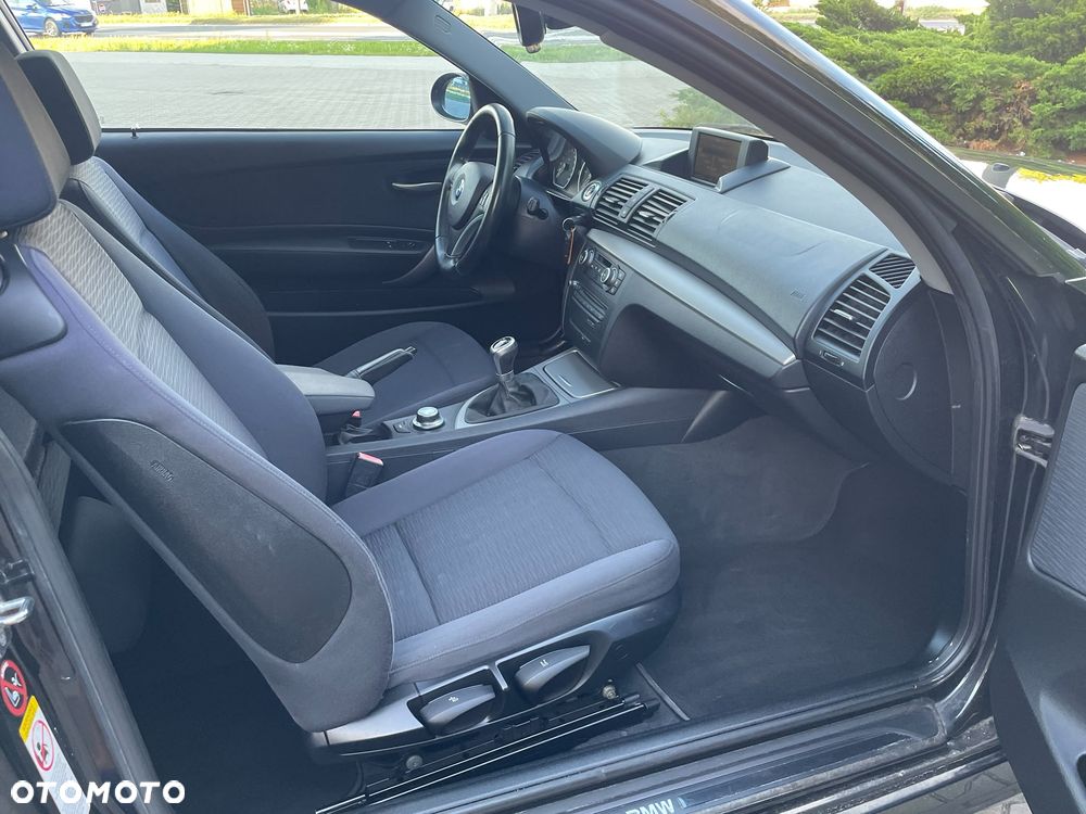 BMW Seria 1 118d DPF Edition Sport - 16