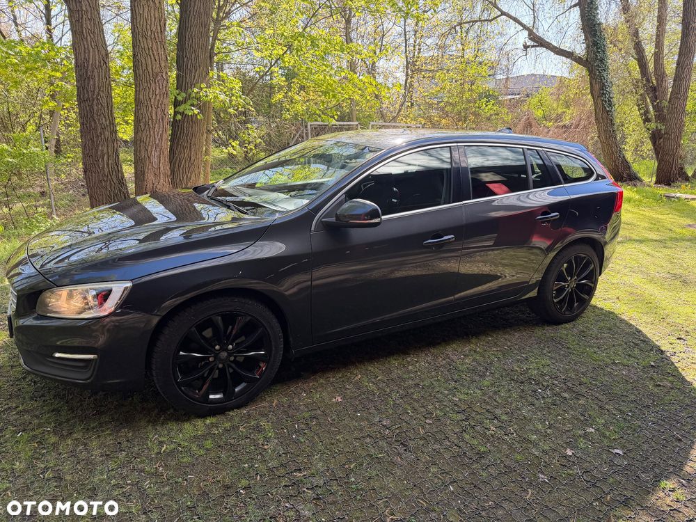 Volvo V60 D3 Drive-E Dynamic Edition (Momentum) - 6