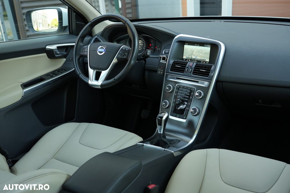 Volvo XC 60 - 10