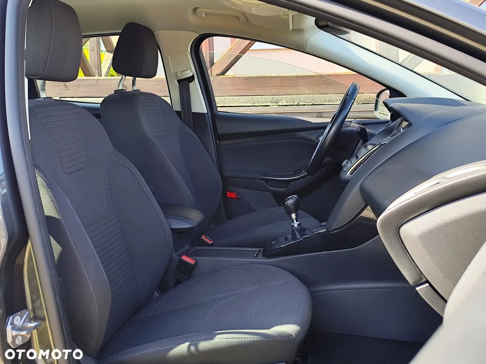 Ford Focus 1.5 EcoBlue STart-Stopp-System TITANIUM - 14
