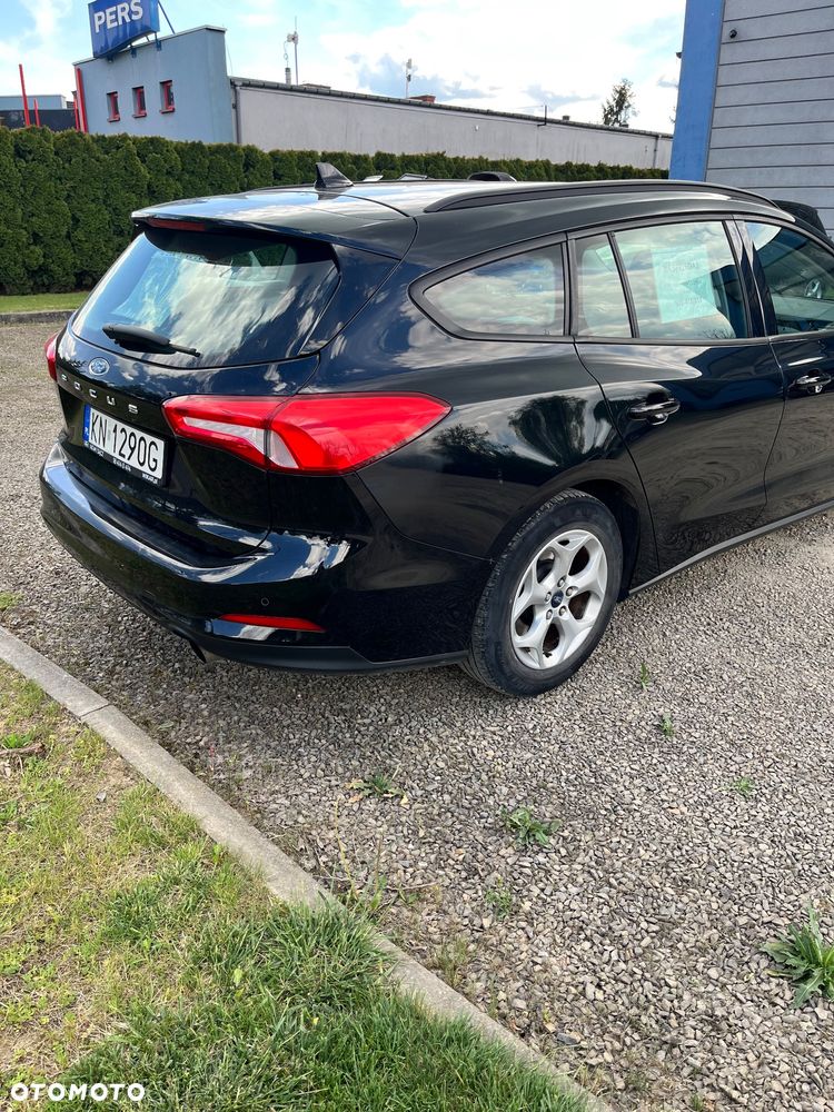 Ford Focus SW 1.5 TDCi Titanium - 5