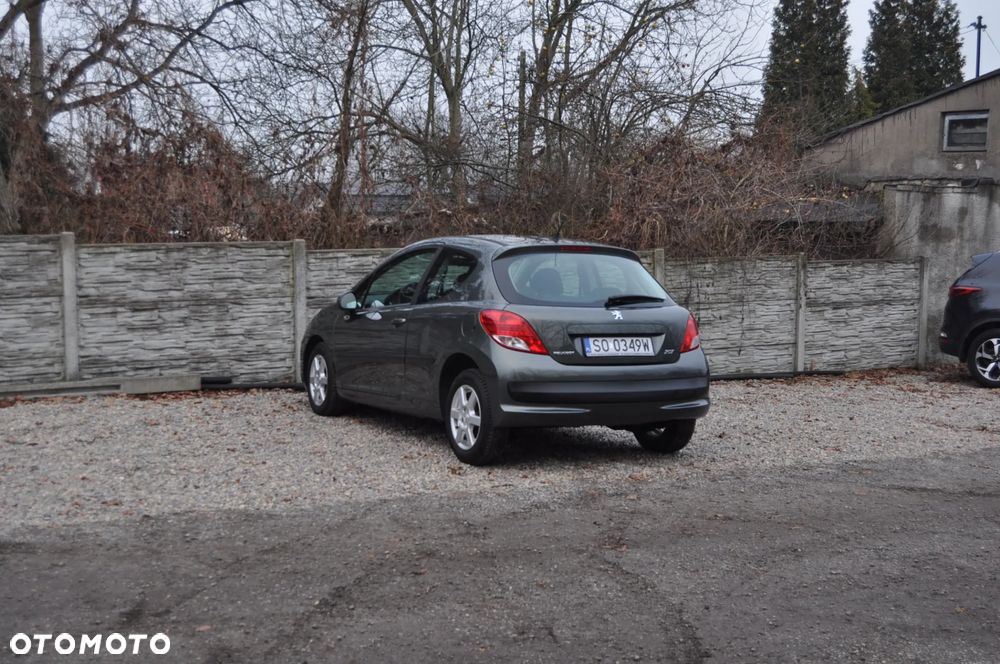 Peugeot 207 1.4 Presence - 4