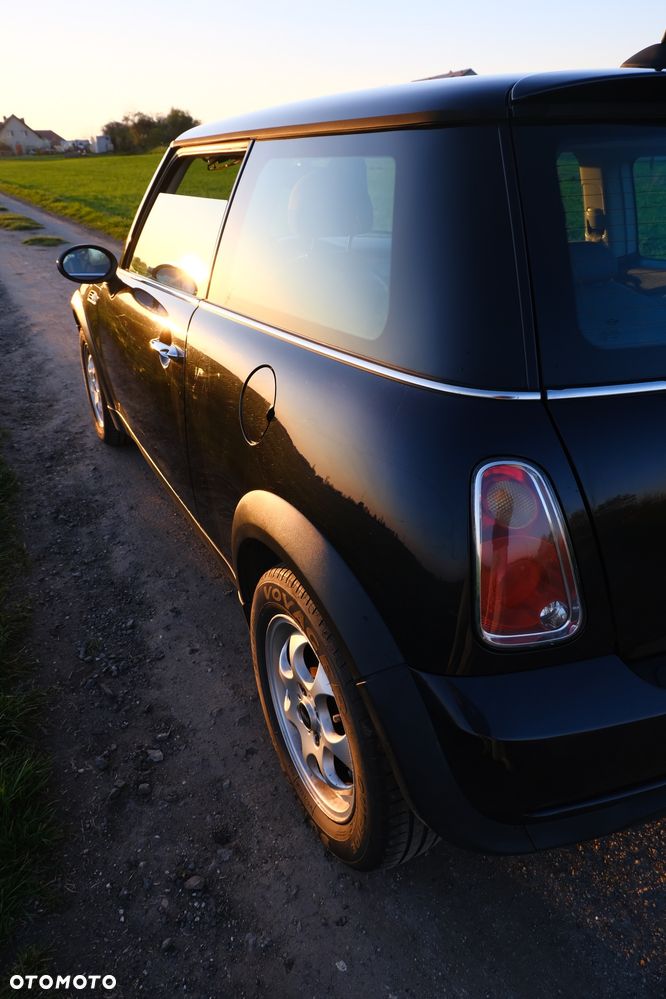 MINI ONE Standard - 12