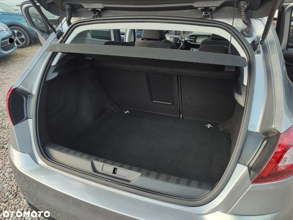 Peugeot 308 PureTech 130 EAT6 Stop & Start GT-Line Edition - 21