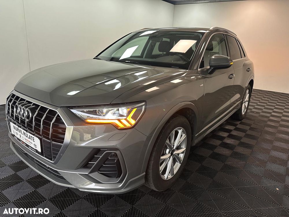 Audi Q3 2.0 40 TFSI S tronic quattro S Line - 1