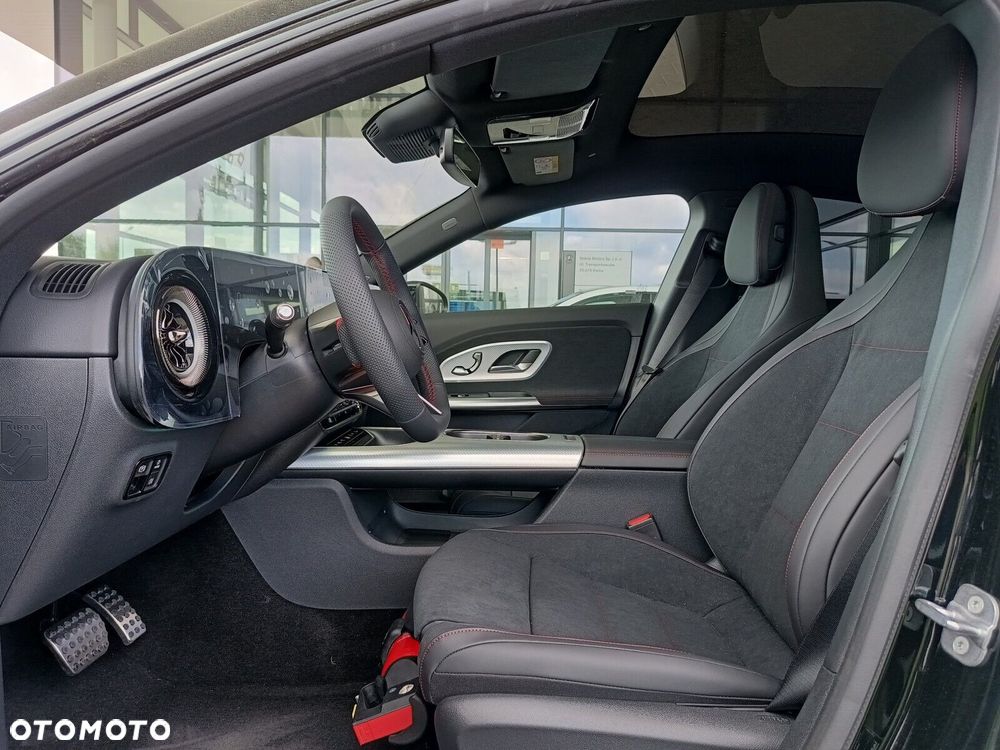 Mercedes-Benz CLA - 19