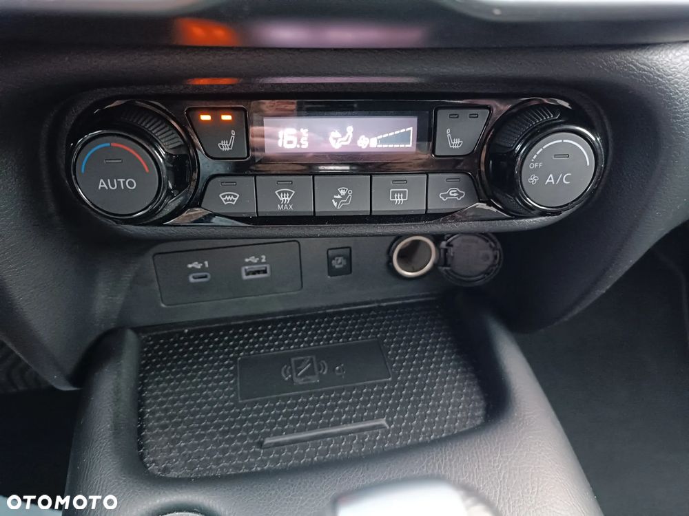 Nissan Juke 1.0 DIG-T N-Connecta DCT - 14