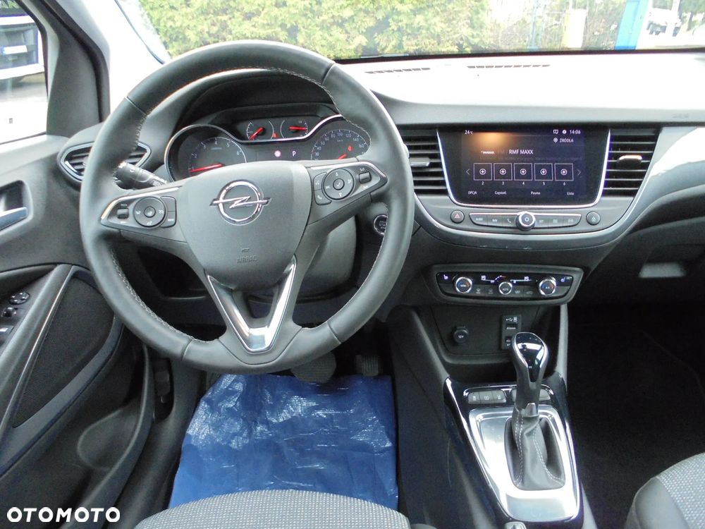 Opel Crossland X - 14