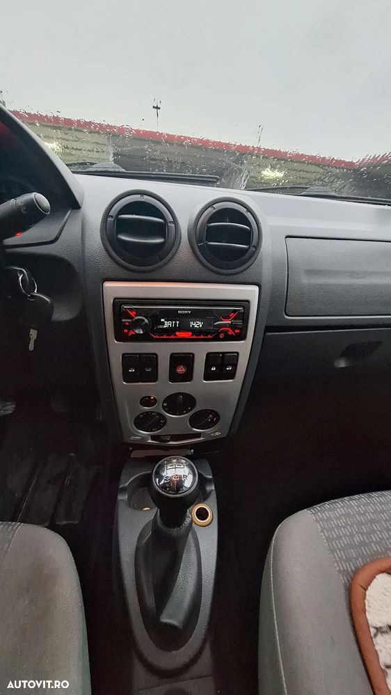 Dacia Logan MCV K90 1.5 dCi Laureate - 11