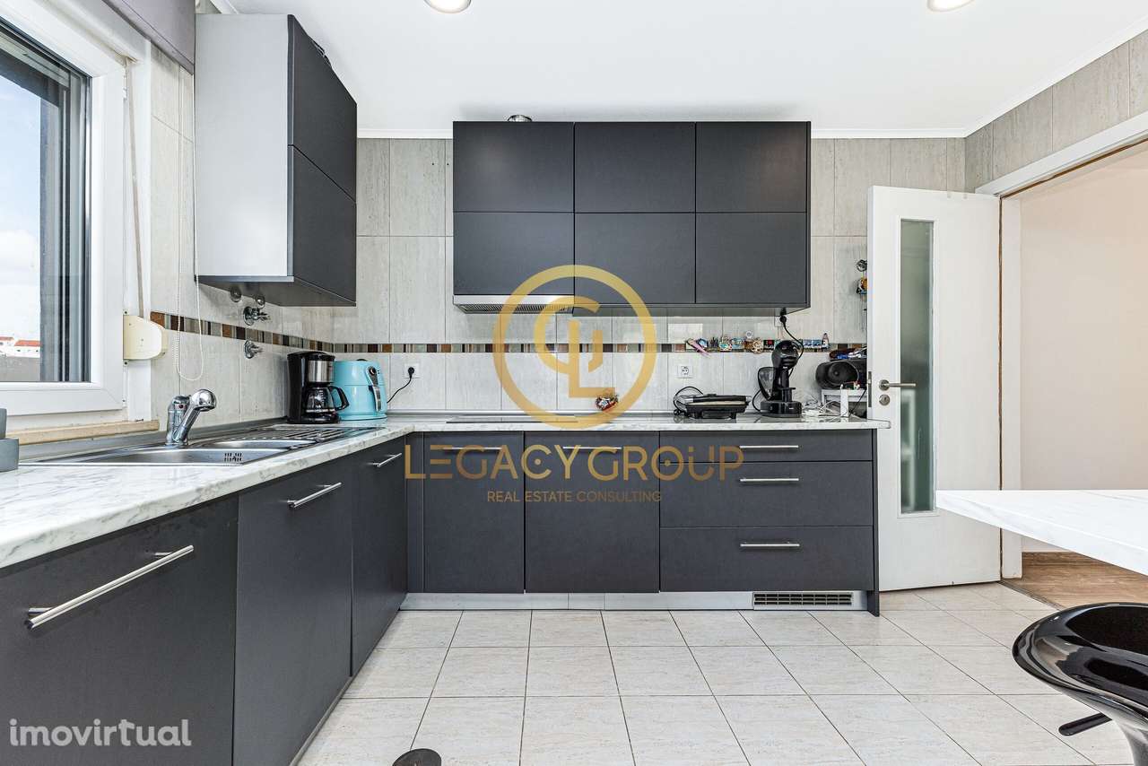 Moradia com 4 quartos, Cave, Piscina, em Alcantarilha - Grande imagem: 5/29