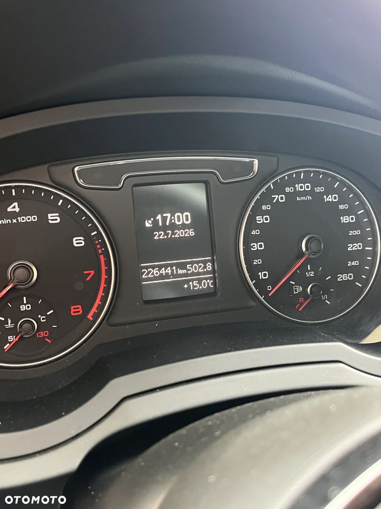 Audi Q3 1.4 TFSI CoD ultra - 12