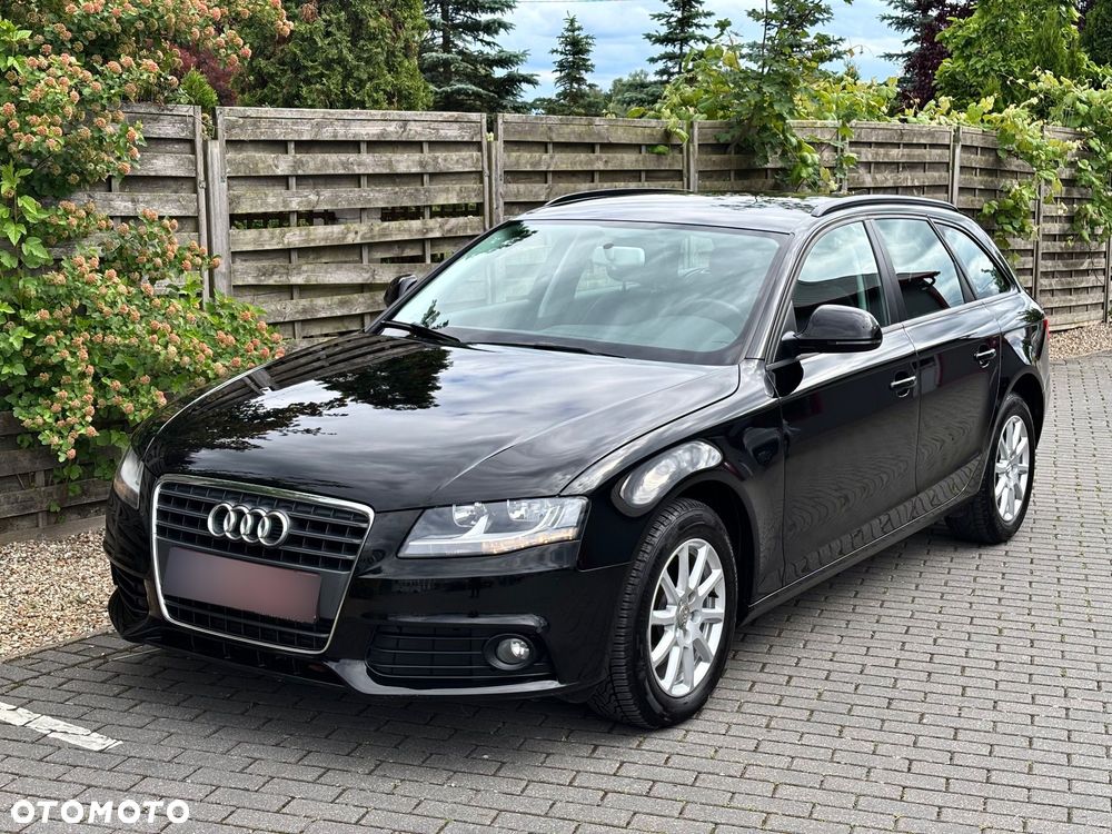 Audi A4 Avant 2.0 TDI DPF multitronic Ambiente - 2