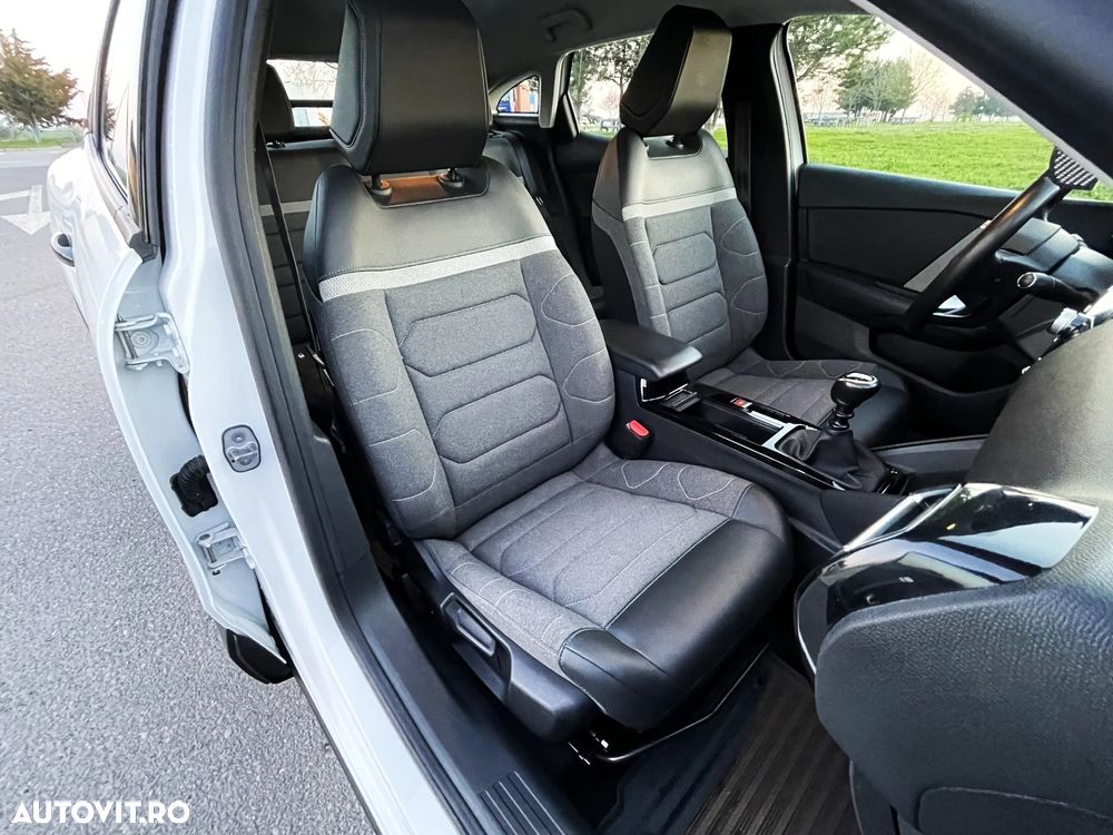 Citroën C4 PureTech 100 Stop&Start FEEL - 24