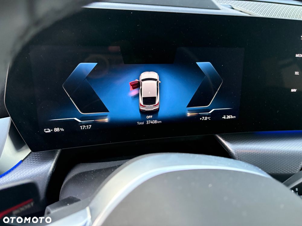 BMW iX2 xDrive30 66.5kWh M Sport Edition - 21