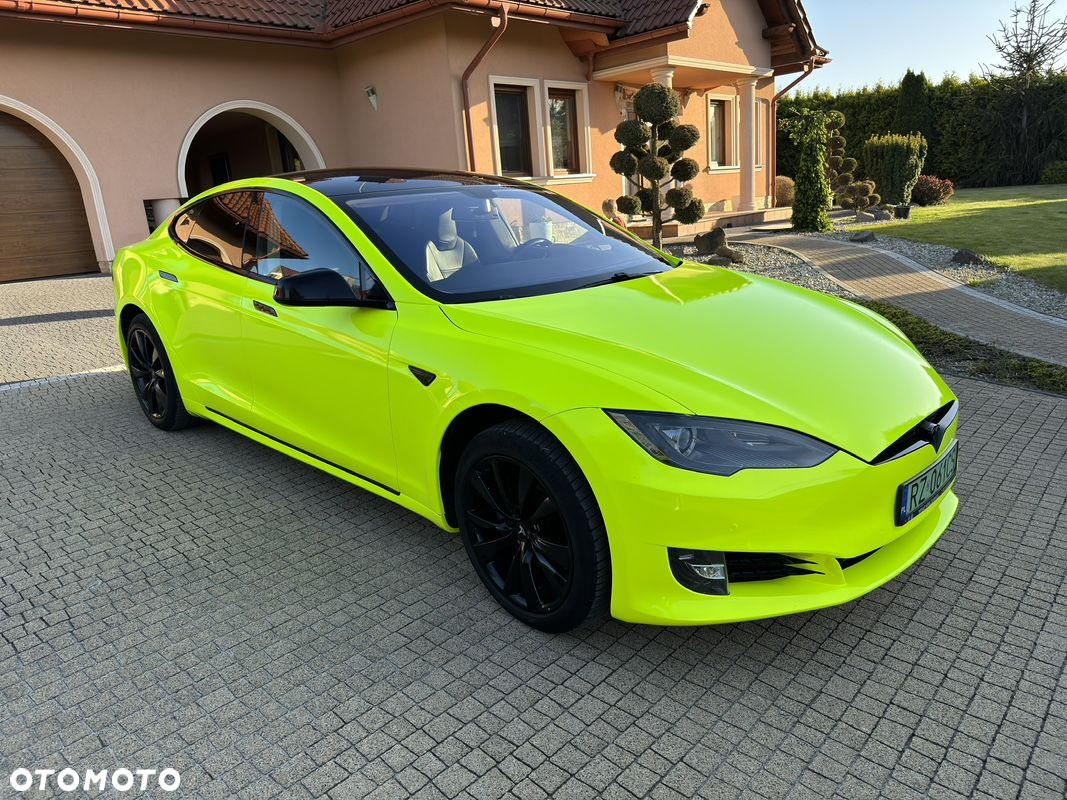 Tesla Model S Standard - 17